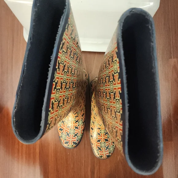 Women’s Tory Burch Logo Rain Boots Wellies Waterproof Knee High Tall Size 8 EUC - Picture 4 of 7